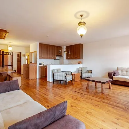 Apartment Center Kas