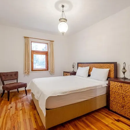Center Apartment *